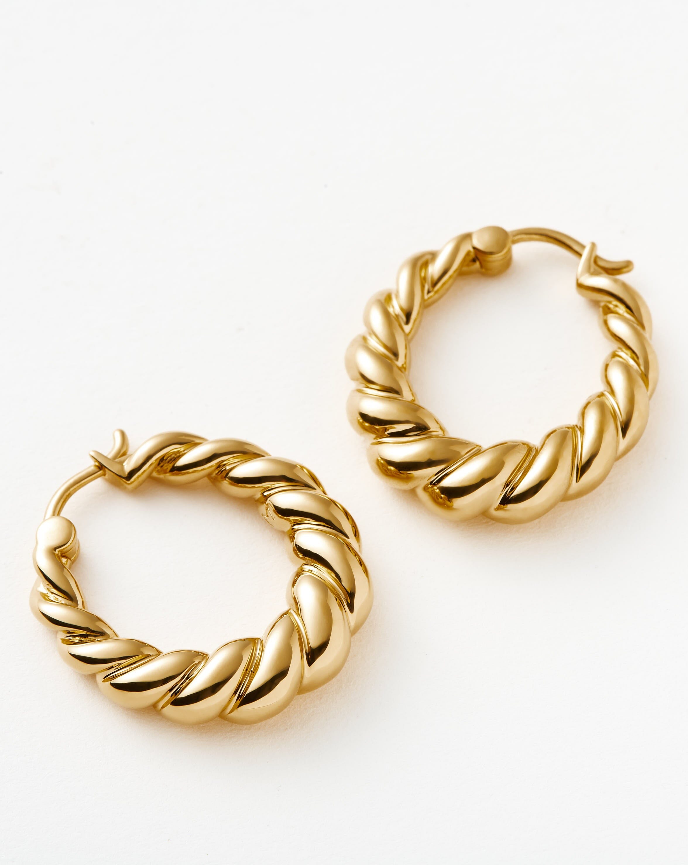 Twisted Tidal Medium Hoop Earrings | 18ct Gold Plated